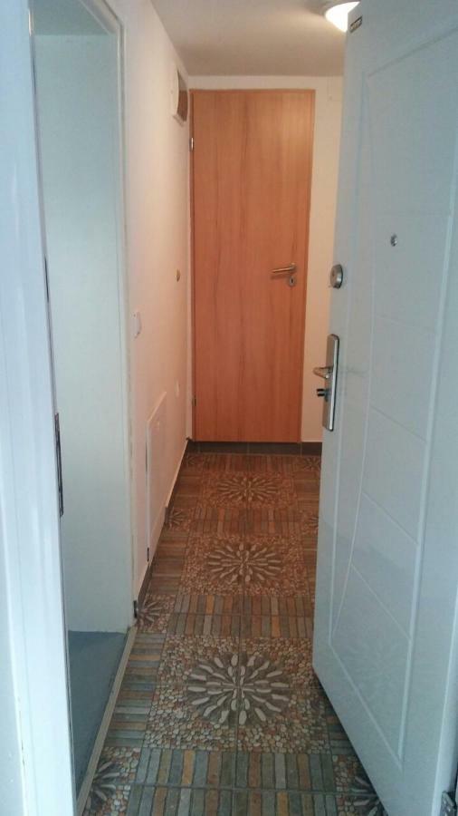 Apartman Mahala One SJJ Buitenkant foto