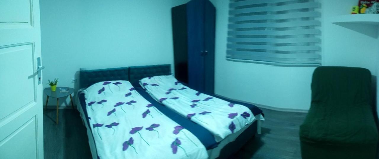 Apartman Mahala One SJJ Buitenkant foto